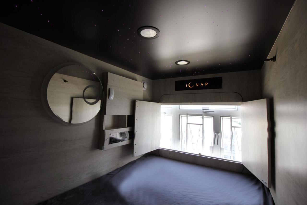L'Etoile De Mer Mong Kok - Capsule Hotel Kowloon  Екстер'єр фото