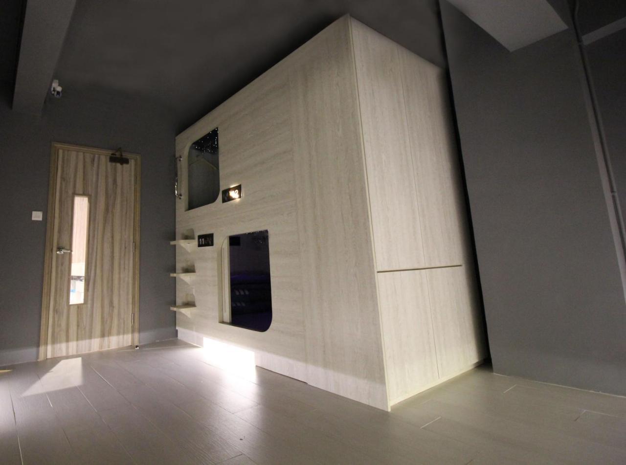L'Etoile De Mer Mong Kok - Capsule Hotel Kowloon  Екстер'єр фото